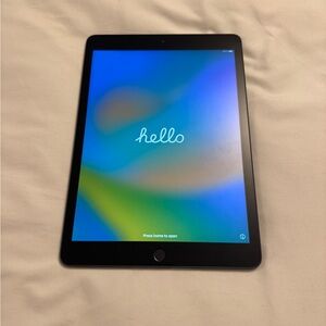(Basically New) Apple iPad - A2270